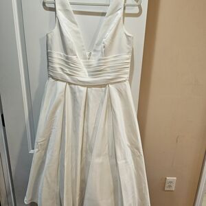 Elegant White Midi Dress